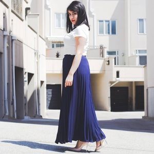 Maxi pleated skirt from Banana Republic